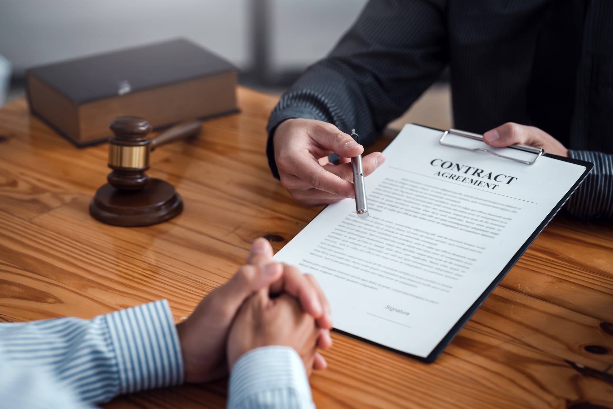 The Legal Execution Department makes an appointment with the customer to sign a mediation agreement